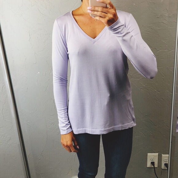 NWT Lou And Grey V-Neck Tunic - Picture 6 of 8